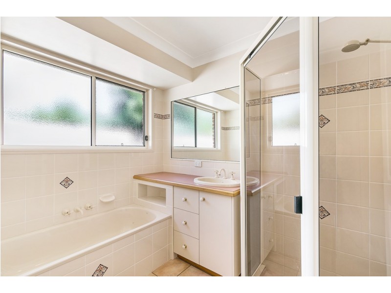 7 Audrey Court, Middle Ridge QLD 4350