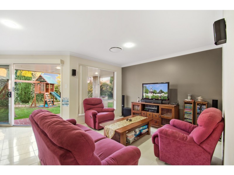 6 Opal Street, Glenvale QLD 4350
