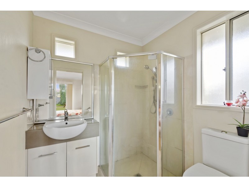 6 Opal Street, Glenvale QLD 4350