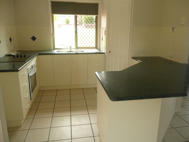 398 West Street, Kearneys Spring QLD 4350