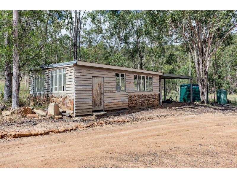 1607 Murphys Creek Road, Murphys Creek QLD 4352