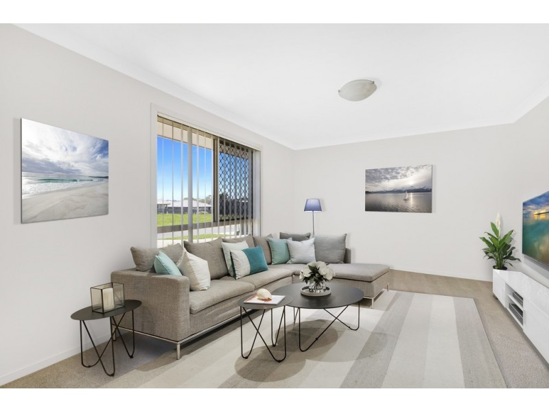 10 McMorrow Street, Kearneys Spring QLD 4350