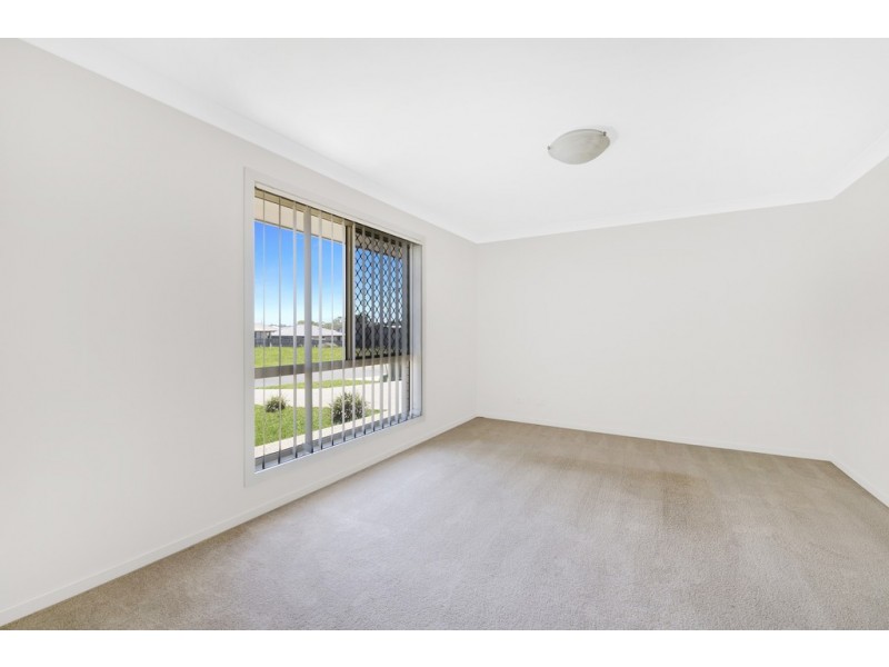 10 McMorrow Street, Kearneys Spring QLD 4350
