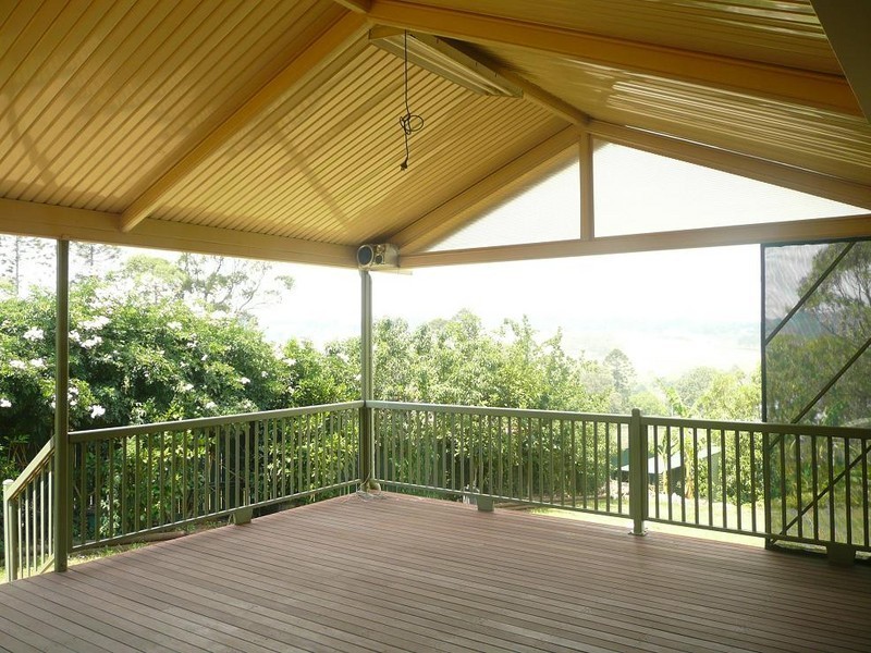 21 Fair Street, Rockville QLD 4350