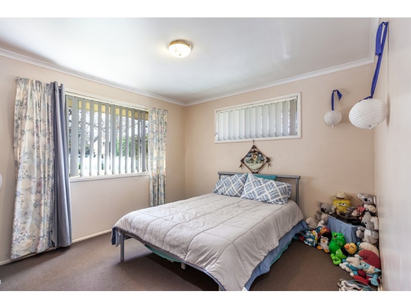 8 Bagot Street, Centenary Heights QLD 4350