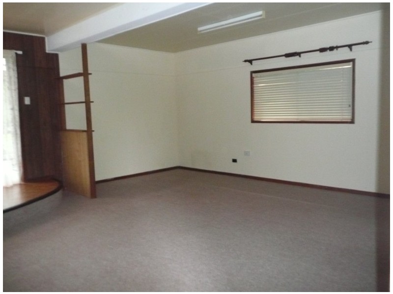71 South Street, Rangeville QLD 4350