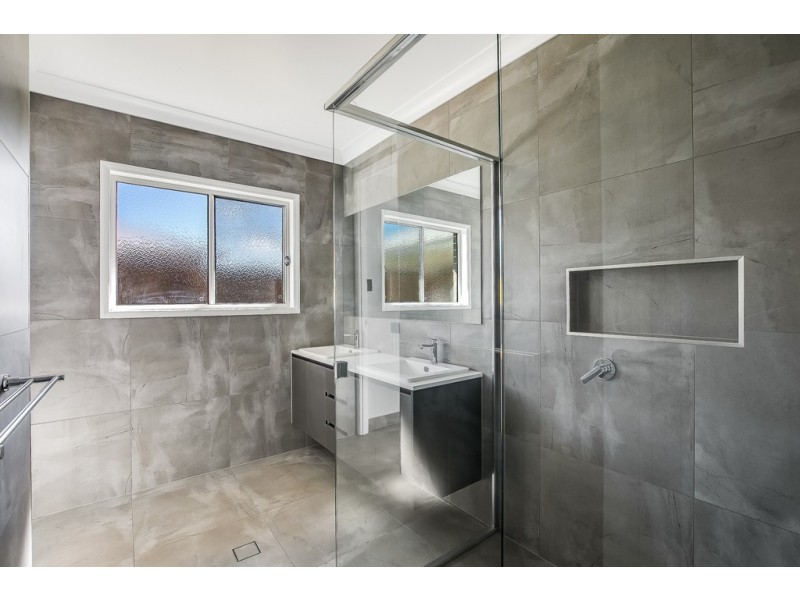 60 Velodrome Drive, Kearneys Spring QLD 4350