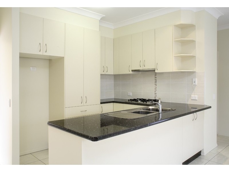 1/9a Albert Street, Newtown QLD 4350