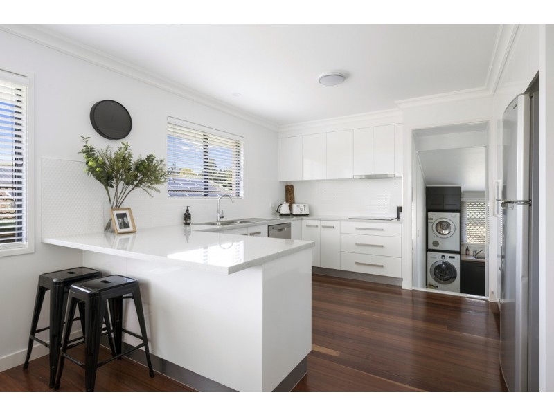 22 Wentworth Street, Centenary Heights QLD 4350