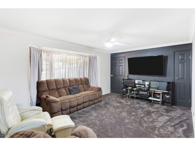 49 Riethmuller Street, Kearneys Spring QLD 4350
