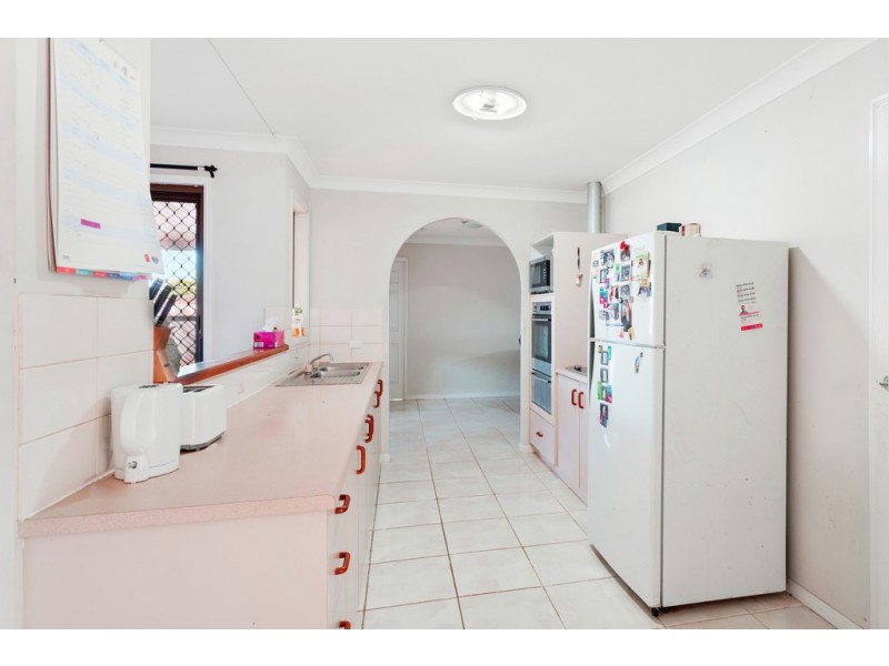 49 Riethmuller Street, Kearneys Spring QLD 4350