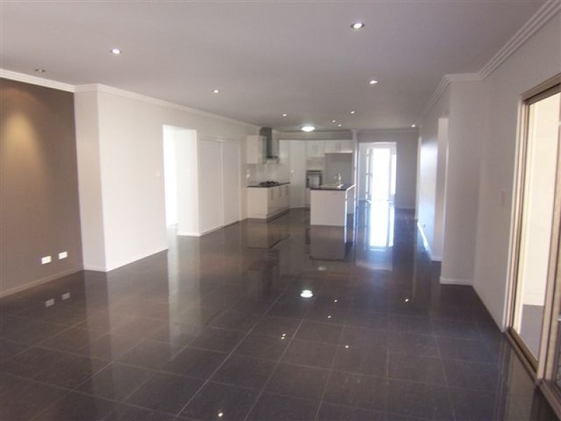 18 Rosella Street, Rangeville QLD 4350