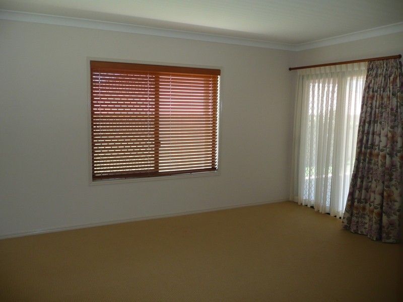 21 Calypso Crescent, Middle Ridge QLD 4350