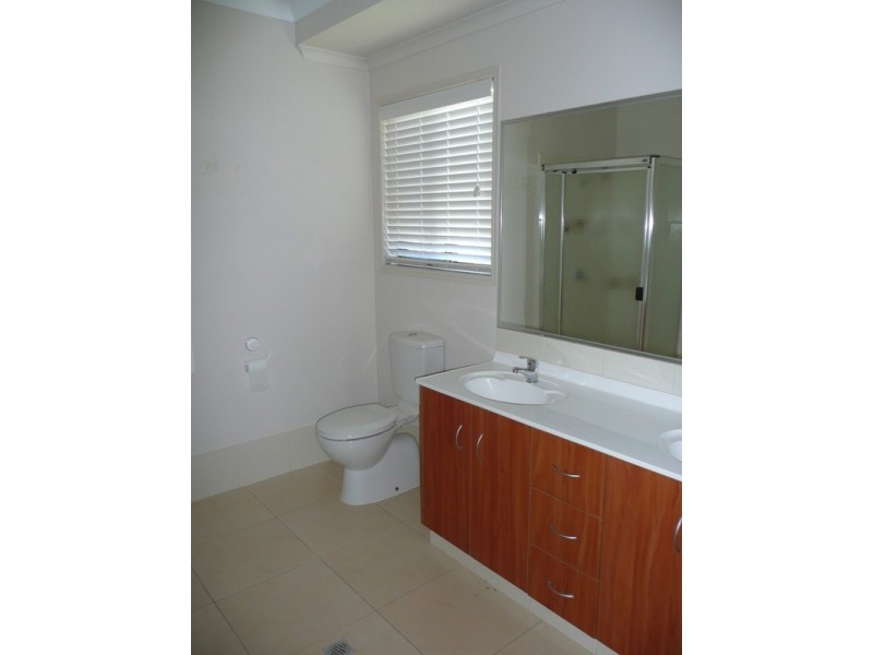 21 Calypso Crescent, Middle Ridge QLD 4350