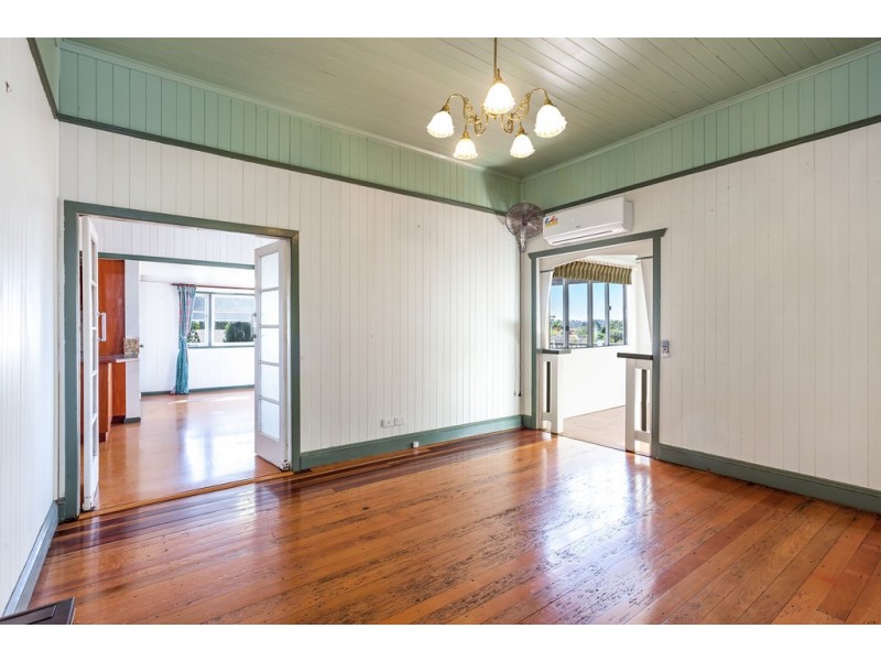 273A South Street, South Toowoomba QLD 4350