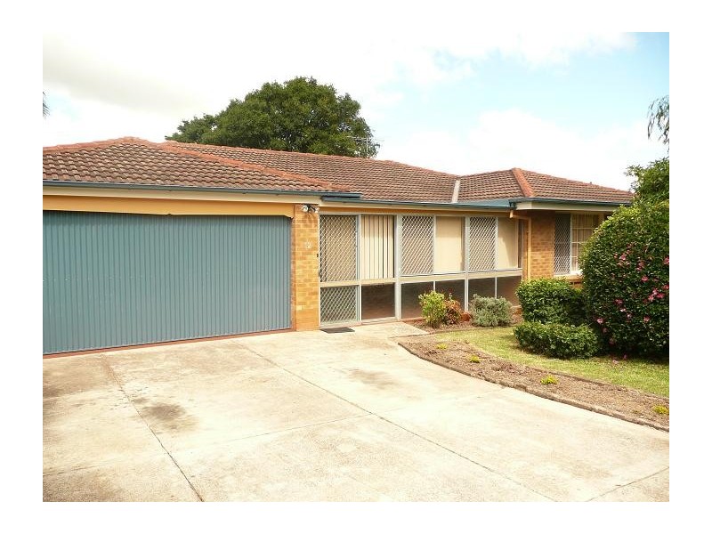 12 Cedar Street, Rangeville QLD 4350