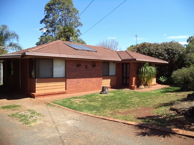 6 Hardy Court, Wilsonton Heights QLD 4350