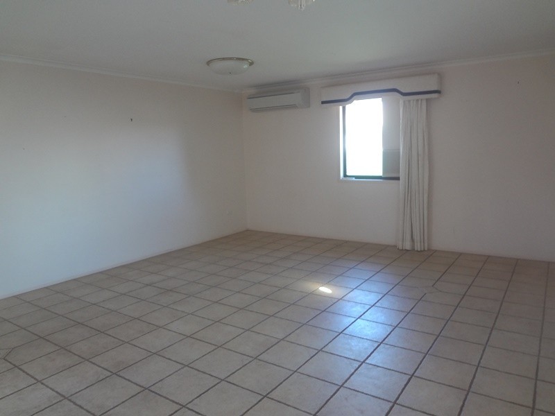 322 Greenwattle Street, Wilsonton QLD 4350