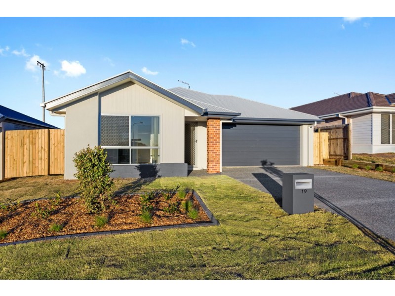 19 Negrita Street, Harristown QLD 4350