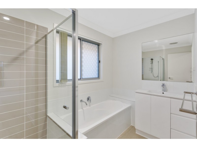 19 Negrita Street, Harristown QLD 4350