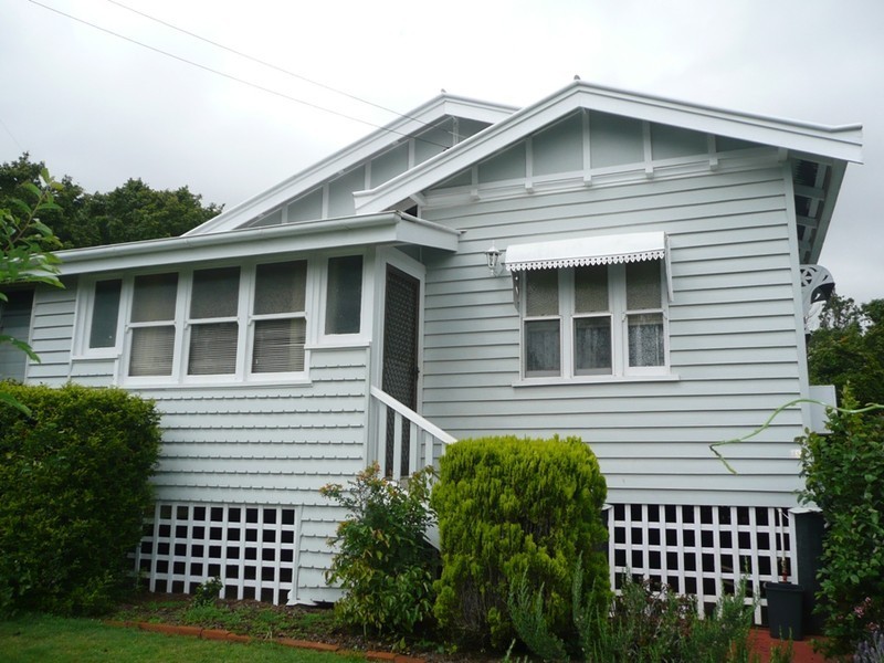 10 Beirne Street, South Toowoomba QLD 4350
