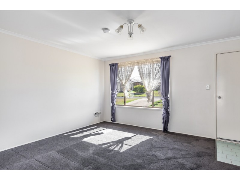 12 Oaklands Court, Glenvale QLD 4350