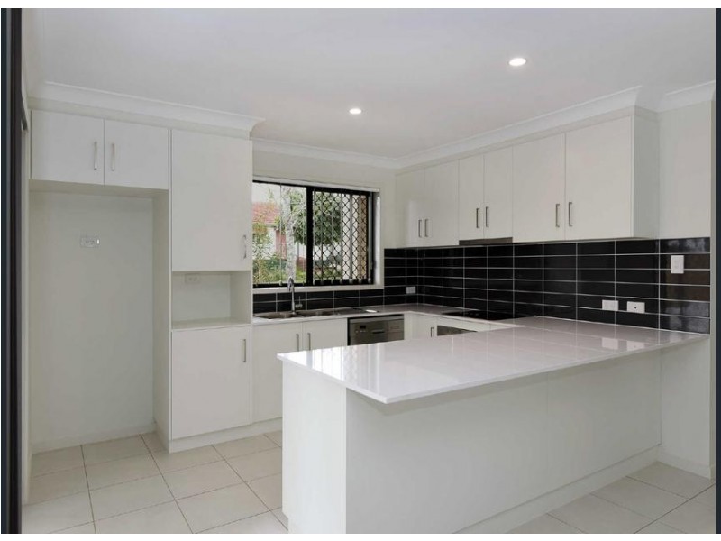 1/276 Alderley Street, Centenary Heights QLD 4350