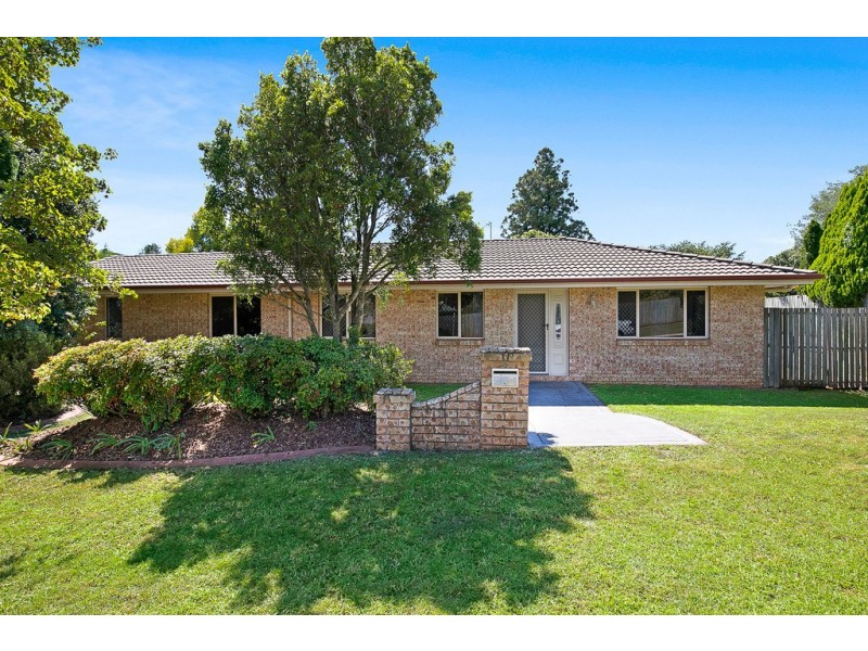 2 Sweetapple Crescent, Centenary Heights QLD 4350