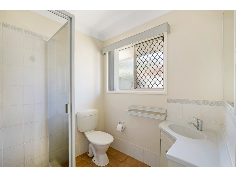 2 Sweetapple Crescent, Centenary Heights QLD 4350