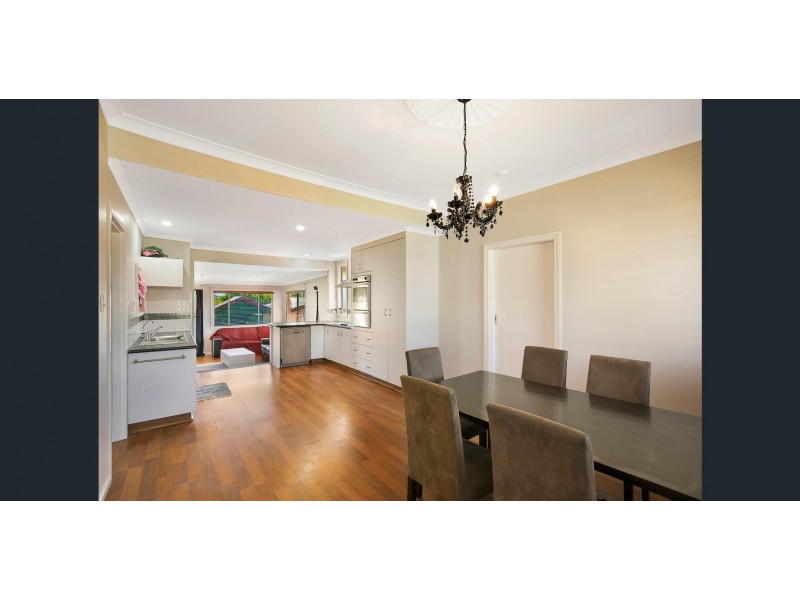 27 Dalmeny Street, Wilsonton QLD 4350