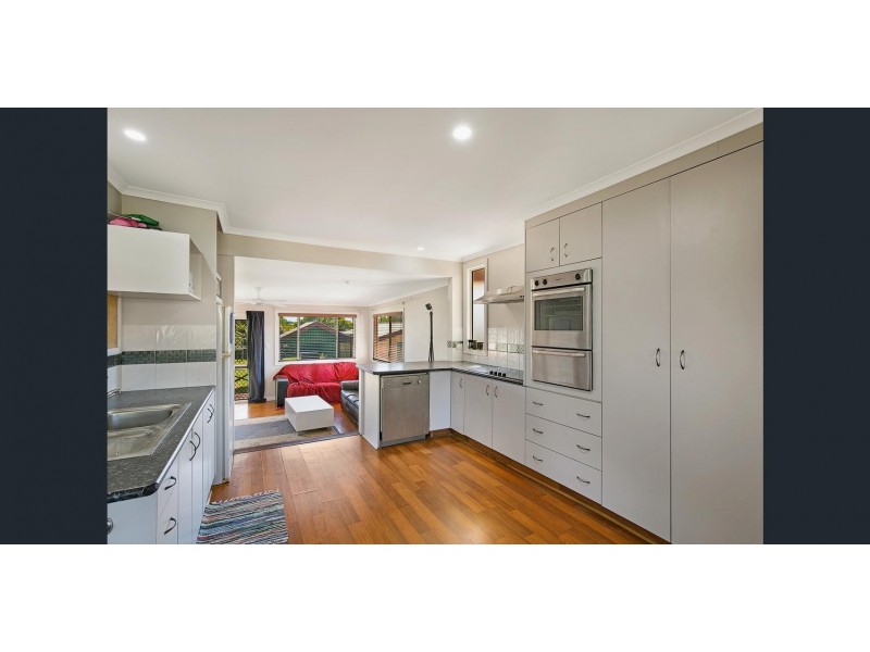 27 Dalmeny Street, Wilsonton QLD 4350