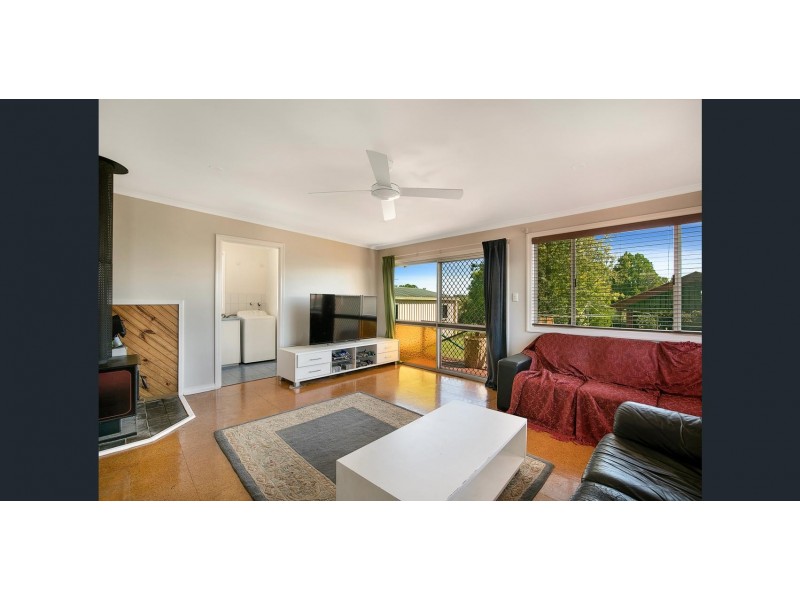 27 Dalmeny Street, Wilsonton QLD 4350