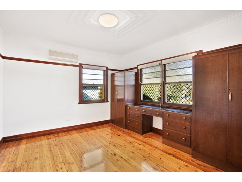 37 Gostwyck Street, Newtown QLD 4350