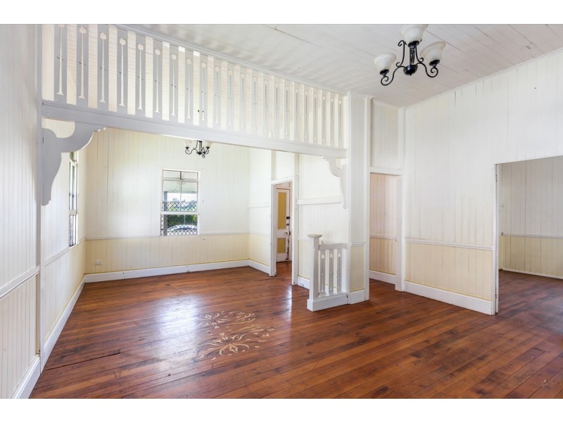 232 Herries Street, Newtown QLD 4350