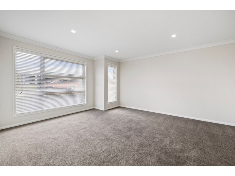 62 Velodrome Drive, Kearneys Spring QLD 4350