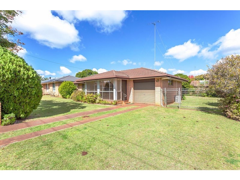 30 Orchid Street, Centenary Heights QLD 4350