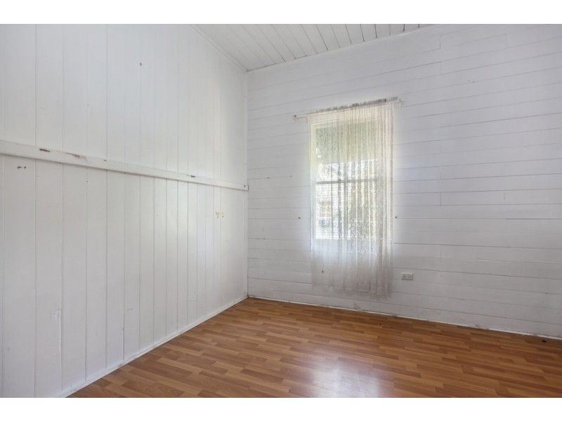 24 Station Street, Helidon QLD 4344