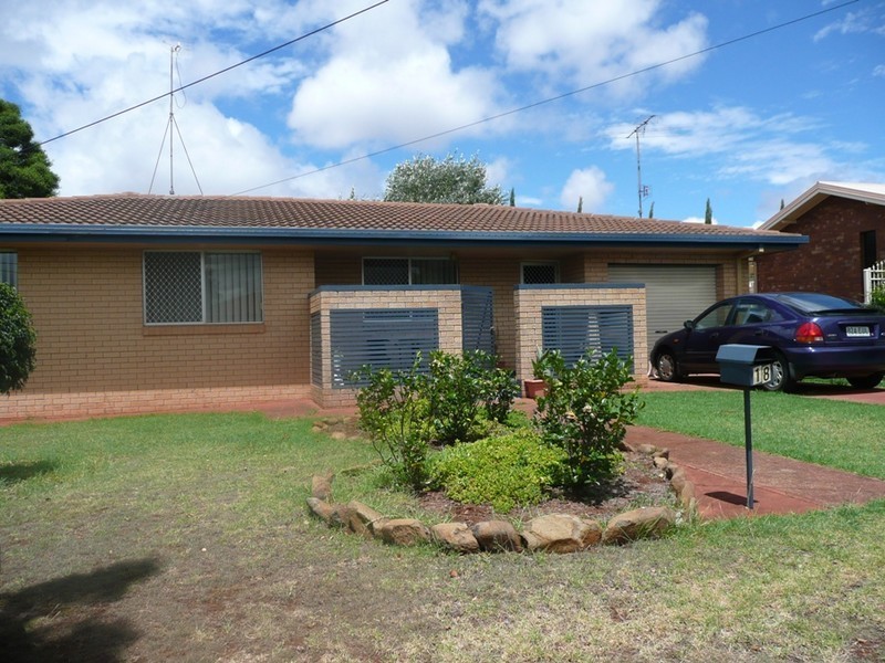 18 Gloucester Crescent, Darling Heights QLD 4350
