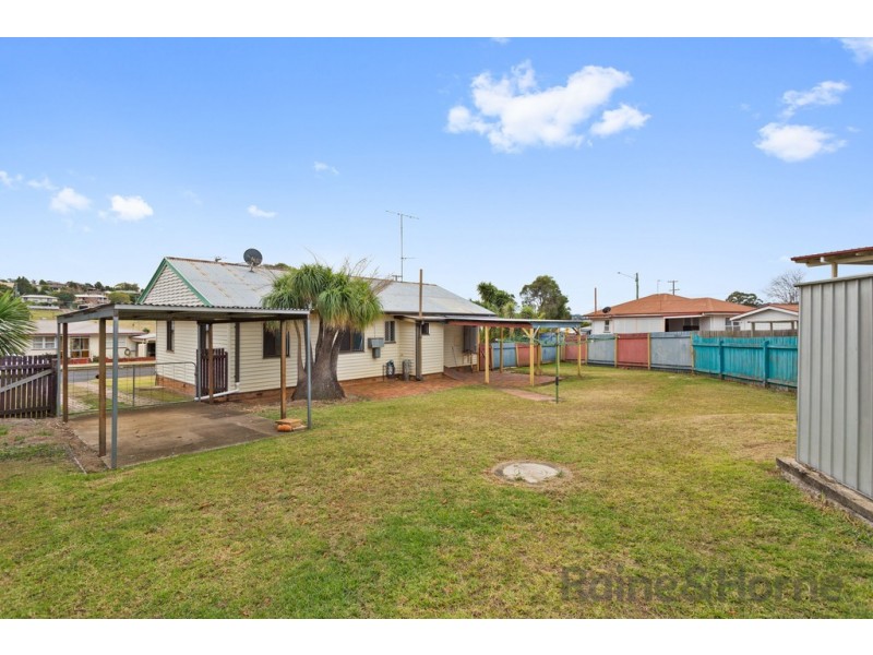 2 Teesdale Avenue, Newtown QLD 4350