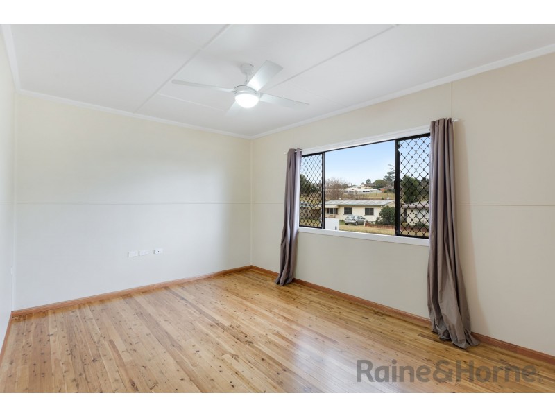 2 Teesdale Avenue, Newtown QLD 4350