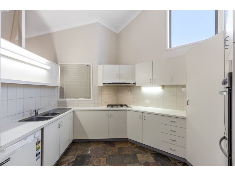 48 Lorraine Crescent, Centenary Heights QLD 4350