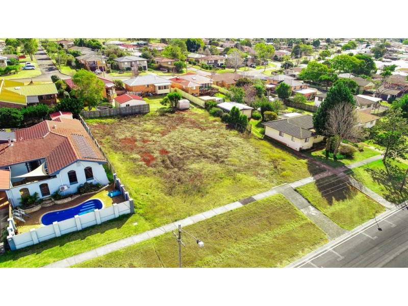 Lot 5 241e Mackenzie Street, Centenary Heights QLD 4350