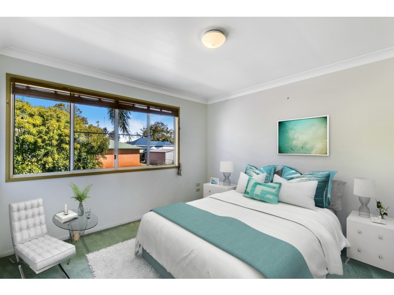 8/233 Hume Street, South Toowoomba QLD 4350