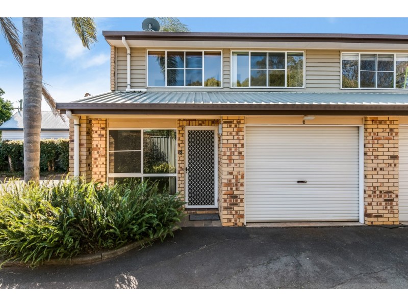 8/233 Hume Street, South Toowoomba QLD 4350