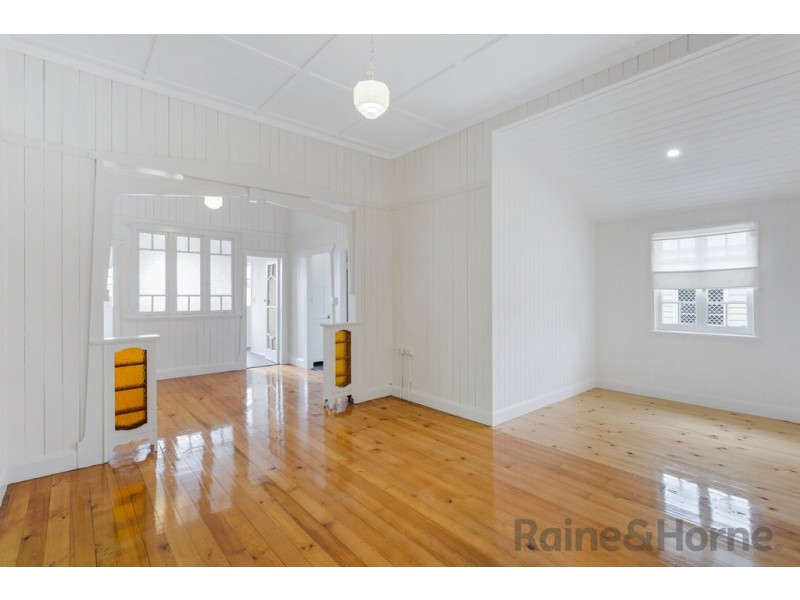 175 Russell Street, Newtown QLD 4350