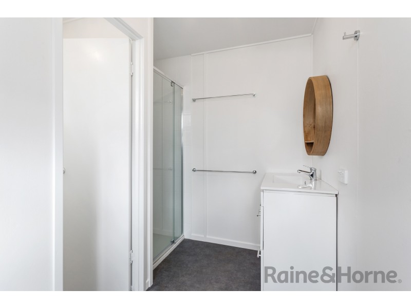 175 Russell Street, Newtown QLD 4350