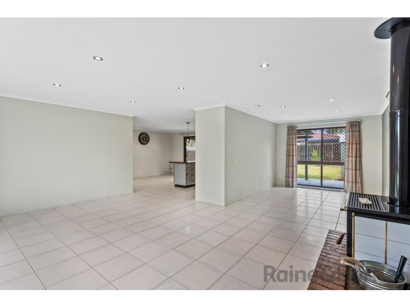 22 Clewley Crescent, Rangeville QLD 4350