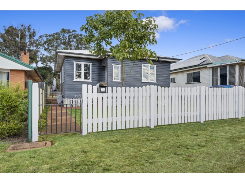 34 Victory Street, Newtown QLD 4350