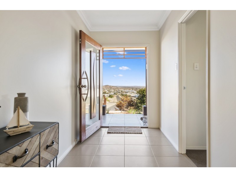 49 Sommariva Street, Westbrook QLD 4350