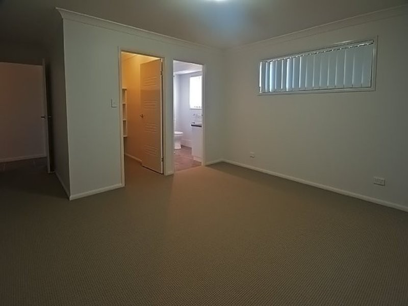 50 Sommariva Street, Westbrook QLD 4350